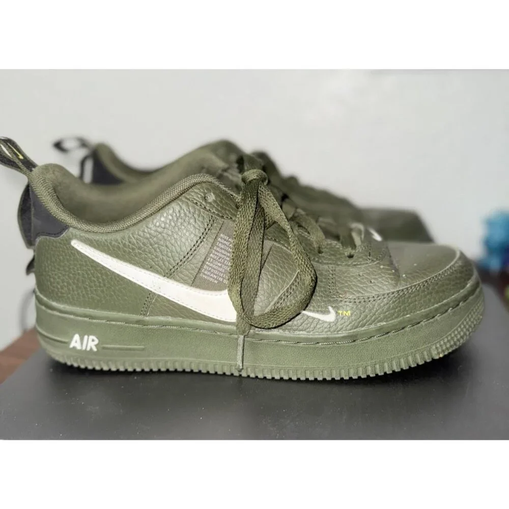 Nike Air Force 1 LV8 Utility Shoes GS Overbranding Olive Green Pebble Leather 7